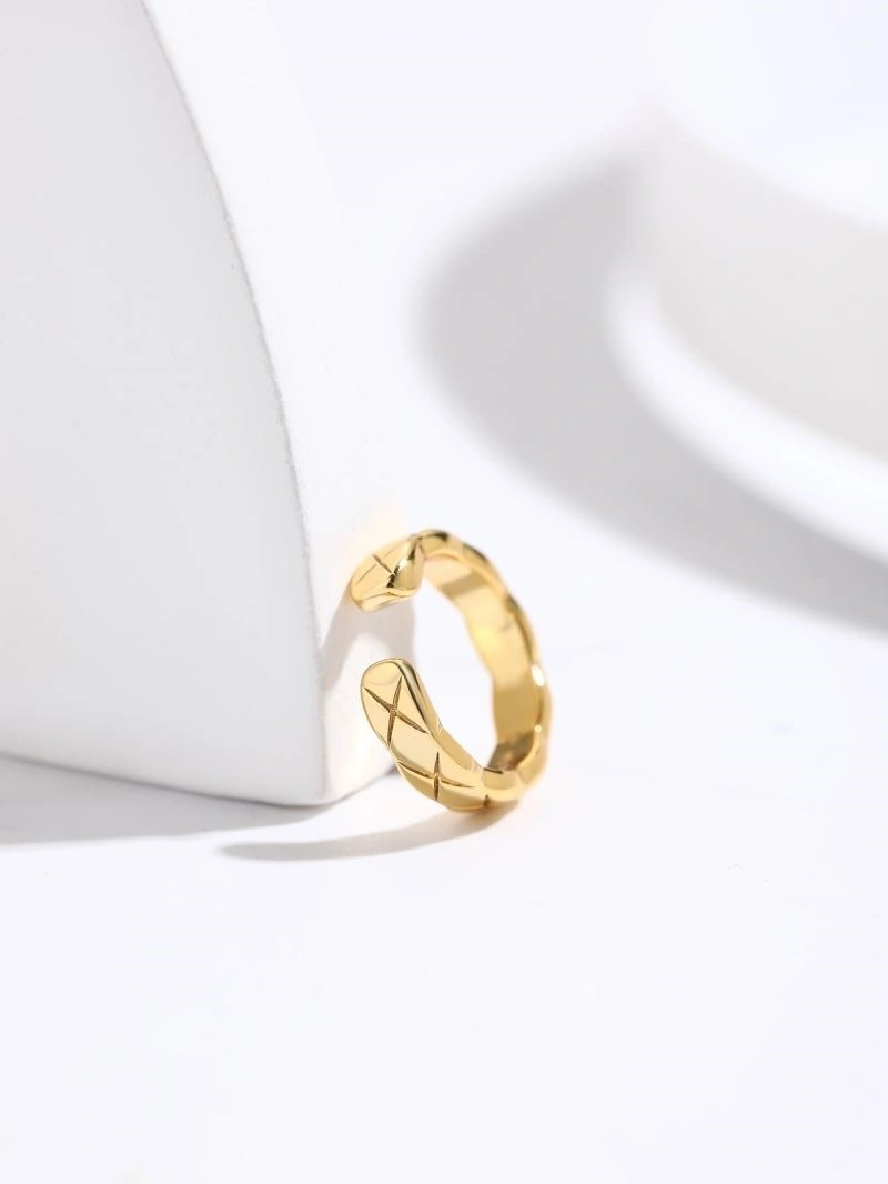 Chanel Earrings Lightweight 223052