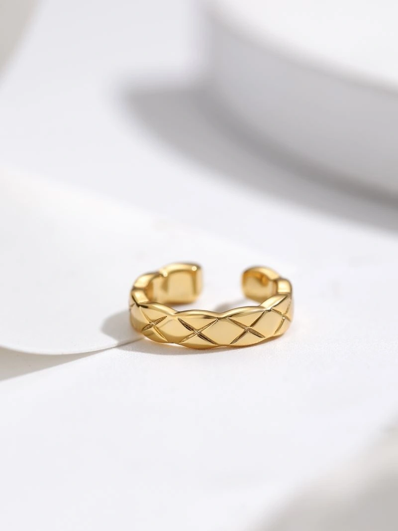Chanel Earrings Lightweight 223052