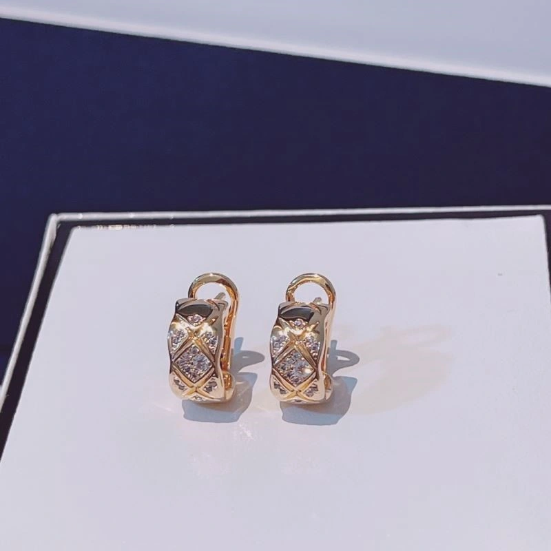 Comfortable Chanel Earrings 223038