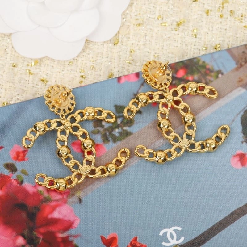 Chanel Earrings Durable 223041