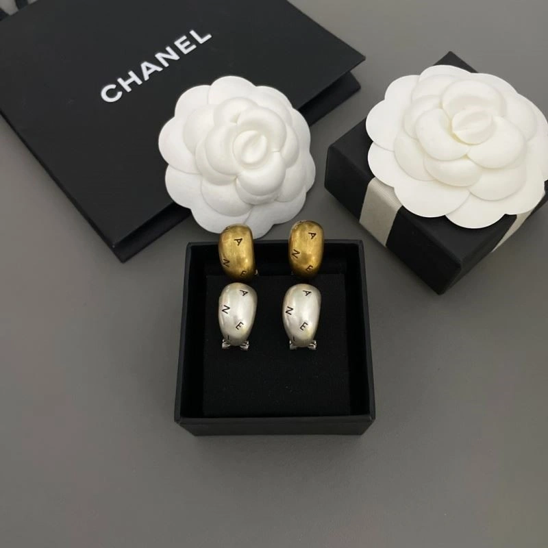 Durable Chanel Earrings 223040