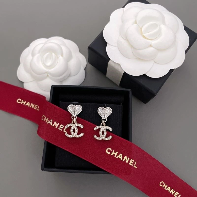 Stylish Chanel Earrings 223039