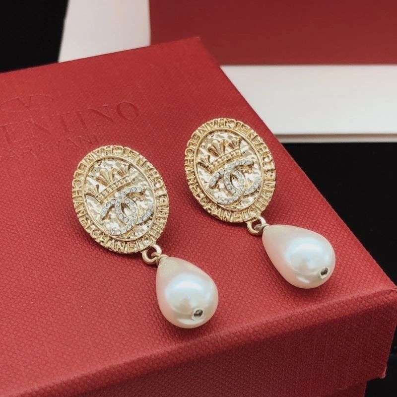 Chanel Earrings FreshLook 223037