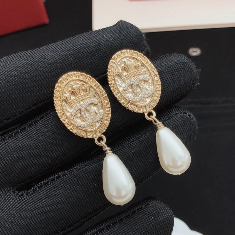 Chanel Earrings FreshLook 223037