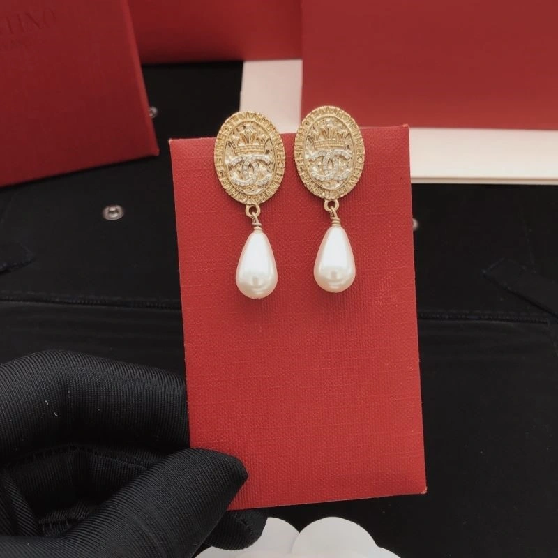 Chanel Earrings FreshLook 223037