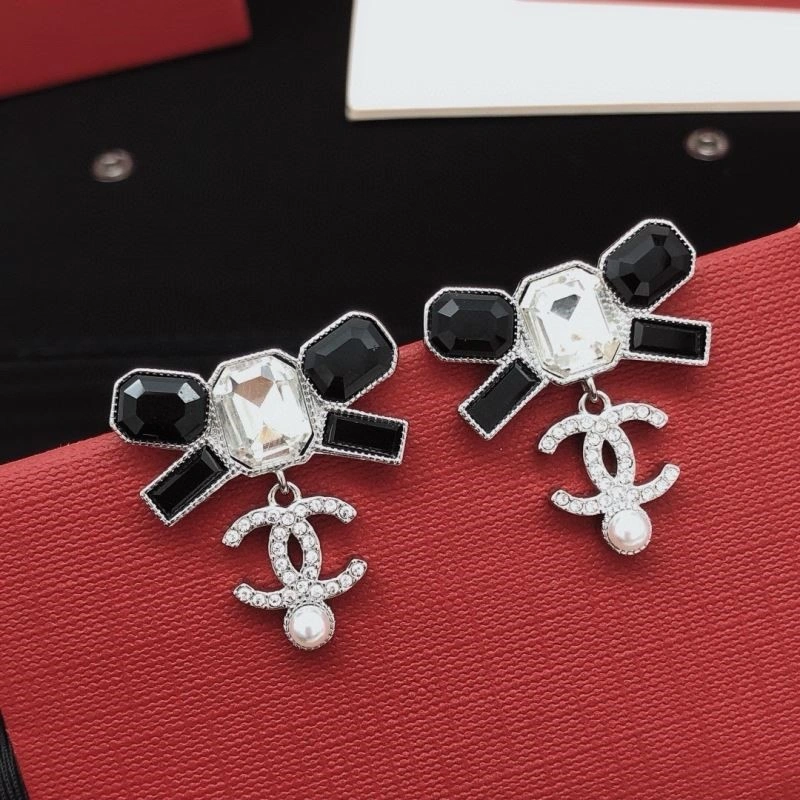 Practical Chanel Earrings 223032
