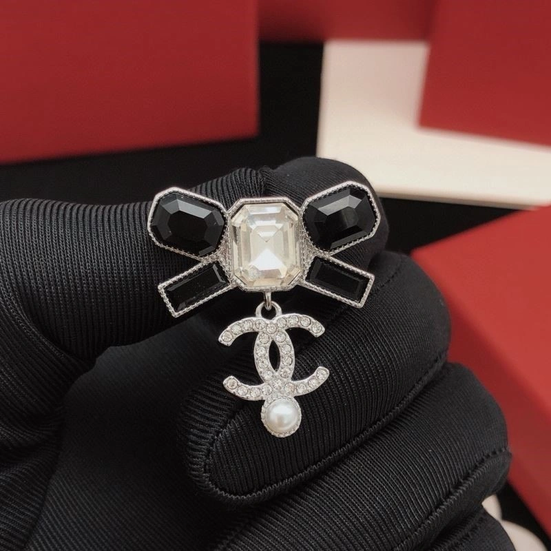 Practical Chanel Earrings 223032