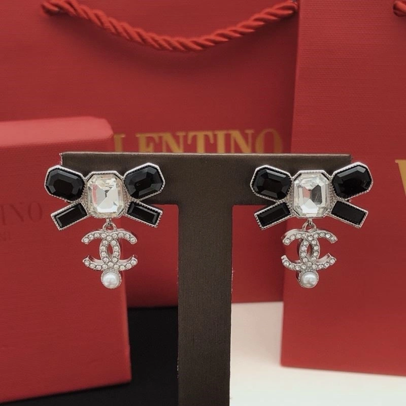 Practical Chanel Earrings 223032