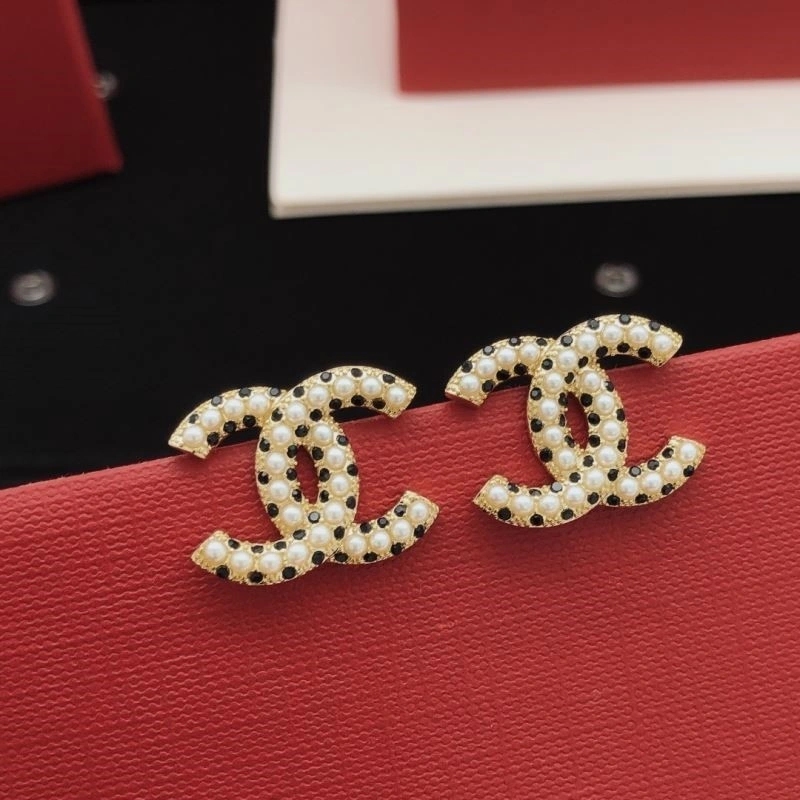 Stylish Chanel Earrings 223030