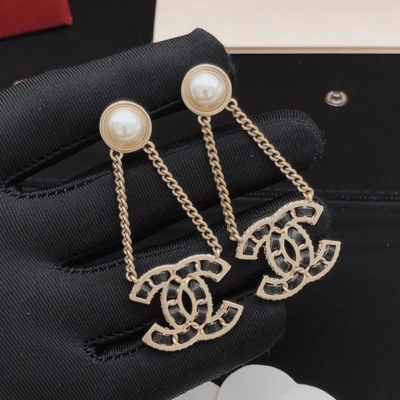 Trendsetting Chanel Earrings 223107