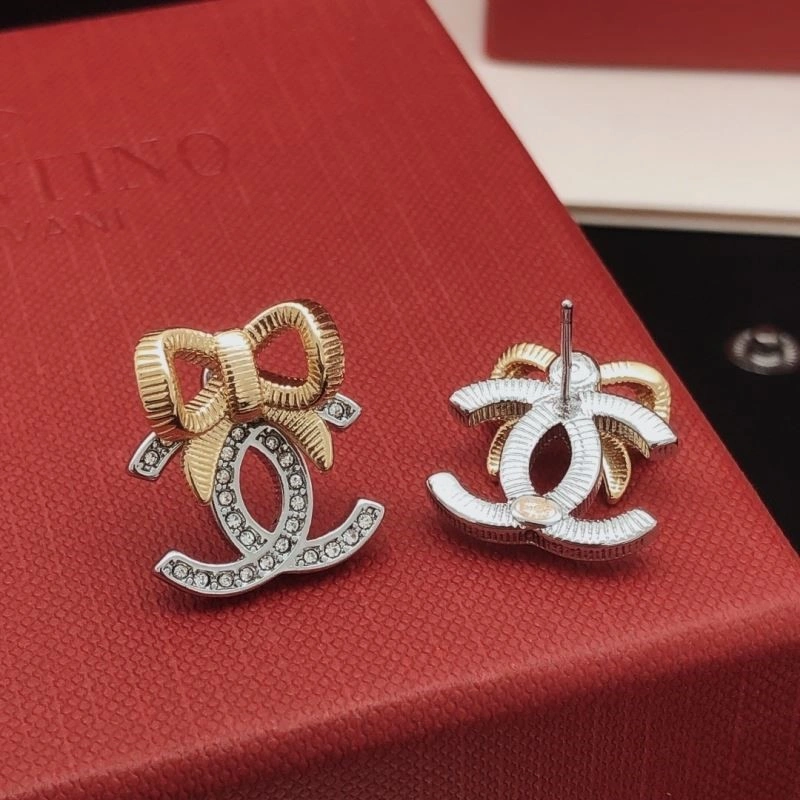 Chanel Earrings Versatile 223034