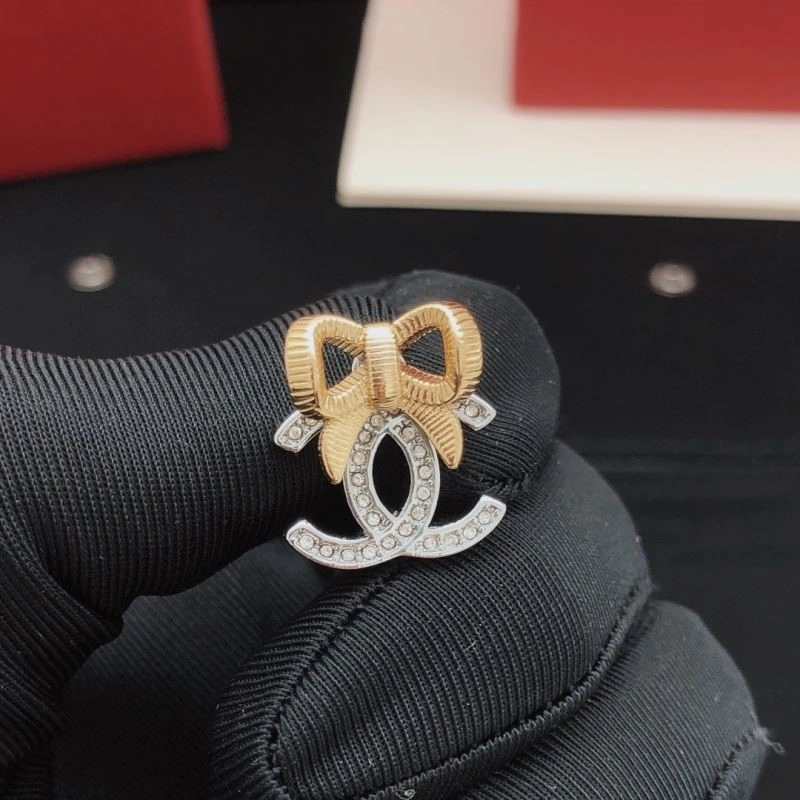 Chanel Earrings Versatile 223034
