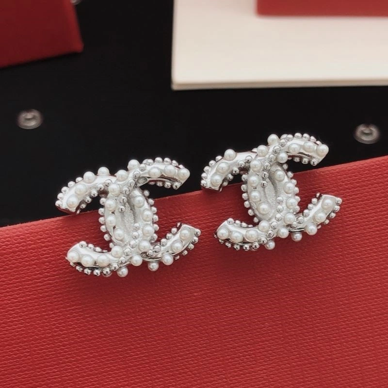 Chanel Earrings Durable 223017