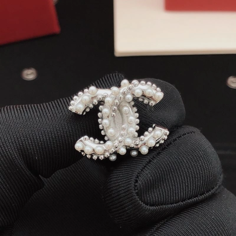 Chanel Earrings Durable 223017