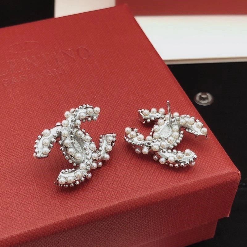 Chanel Earrings Durable 223017