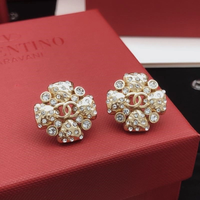 Chanel Earrings Comfortable 223192