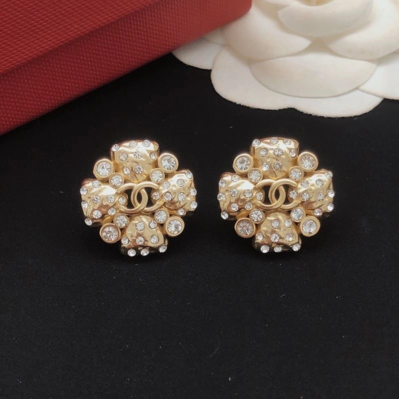 Chanel Earrings Comfortable 223192
