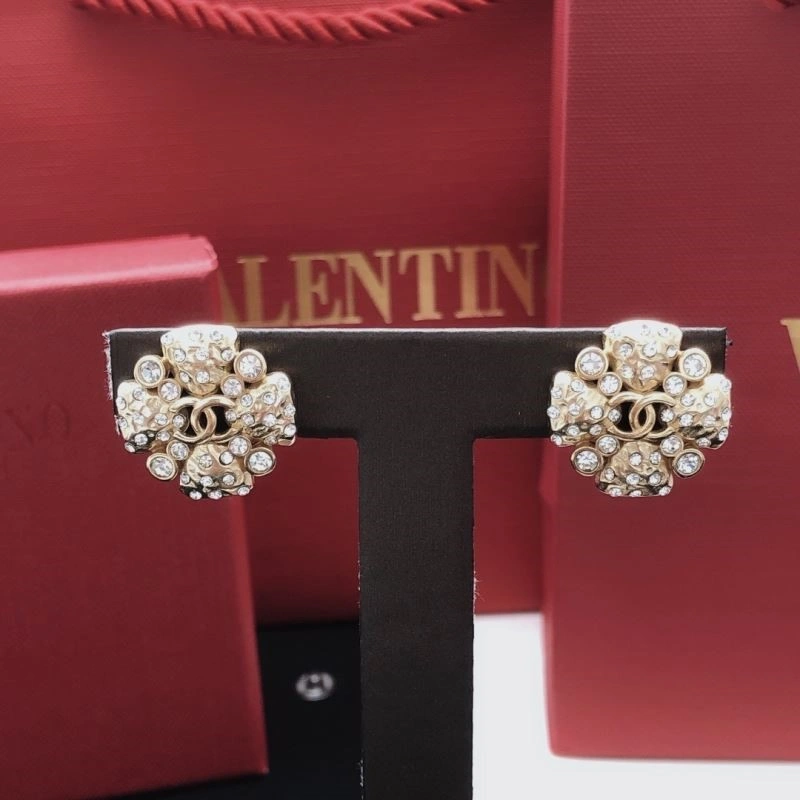 Chanel Earrings Comfortable 223192