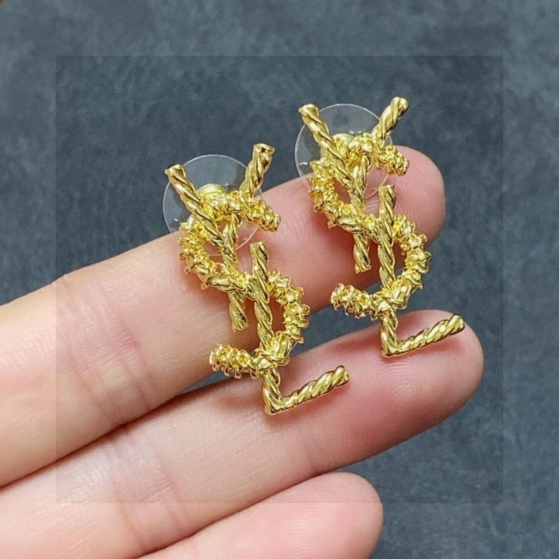 WrinkleFree Chanel Earrings 223015