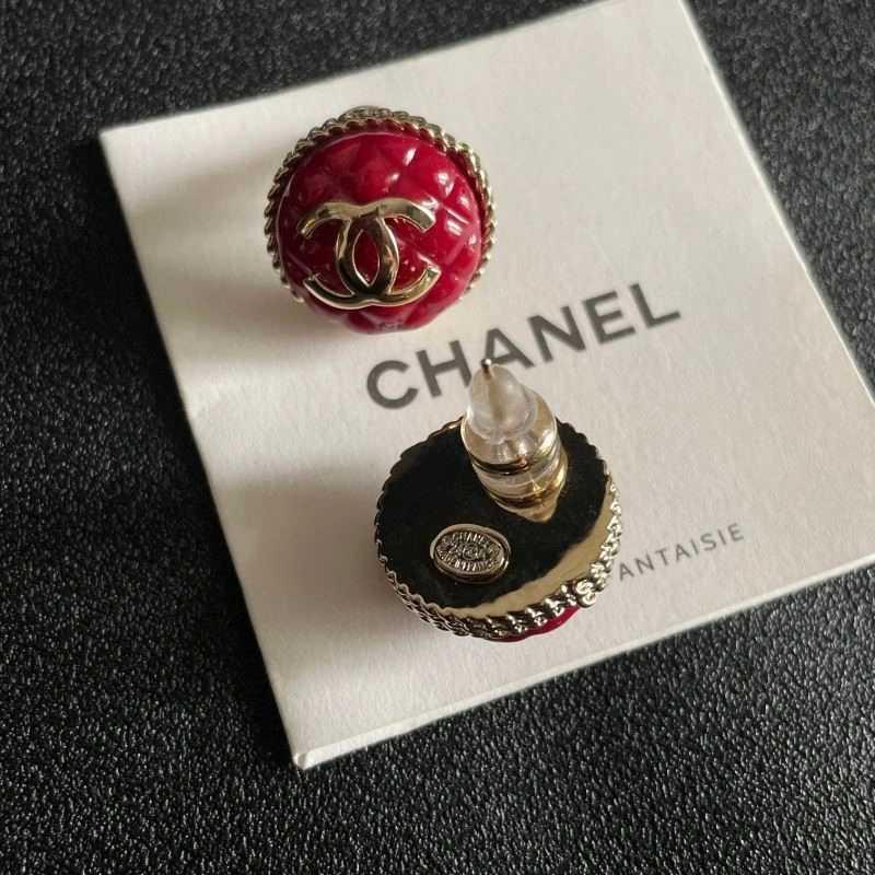 Chic Chanel Earrings 223080