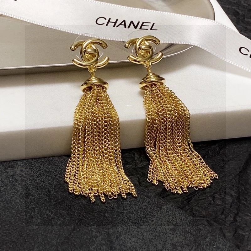Chanel Earrings MoistureWicking 223033