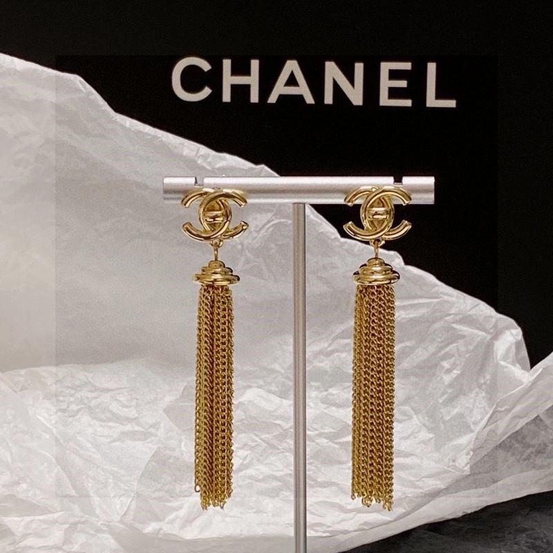 Chanel Earrings MoistureWicking 223033