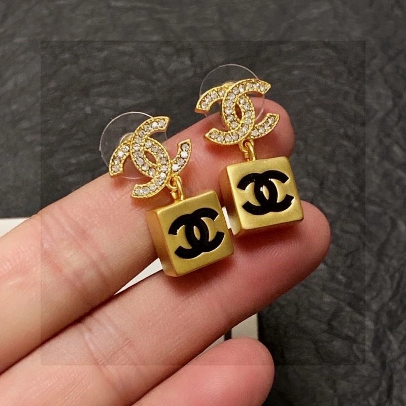 Chanel Earrings HighPerformance 223078