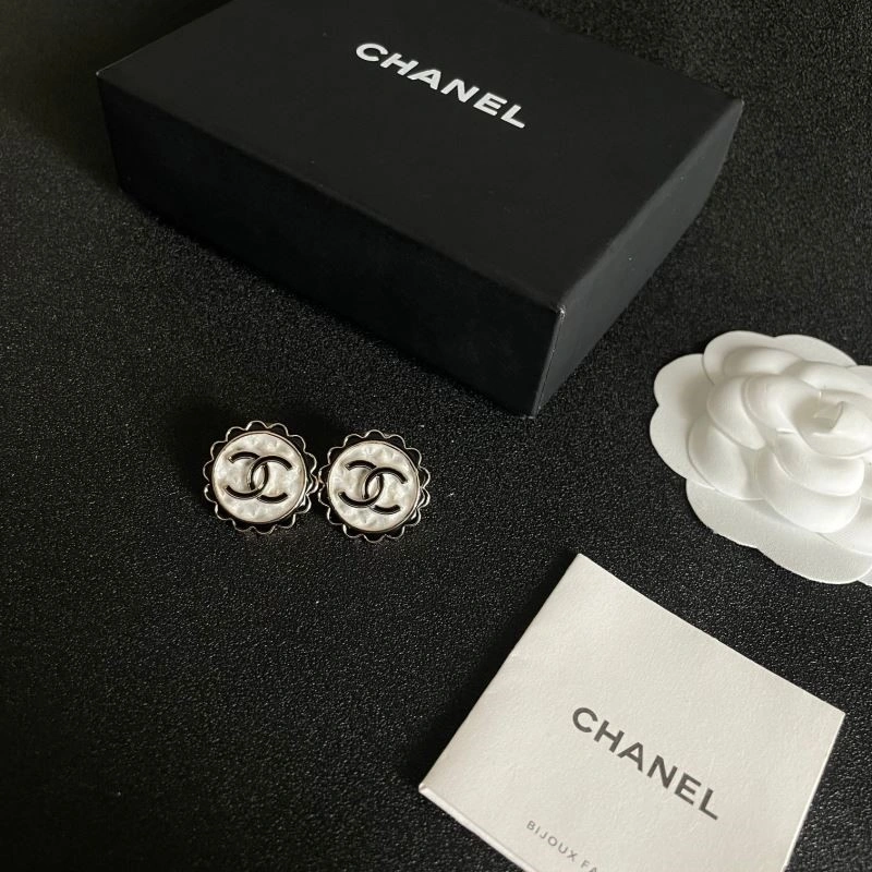 Flexible Chanel Earrings 223005