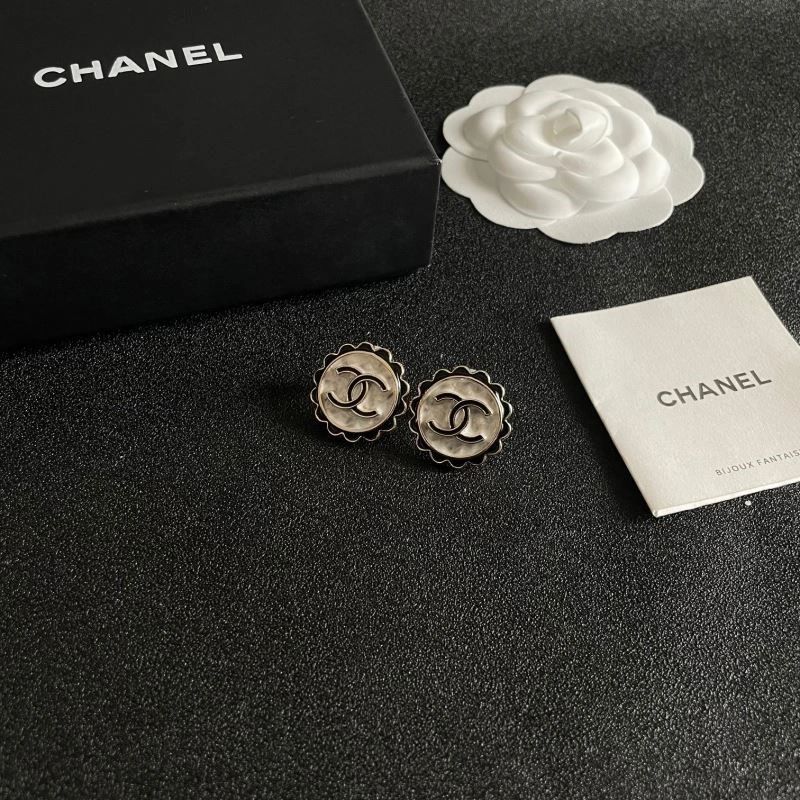 Flexible Chanel Earrings 223005