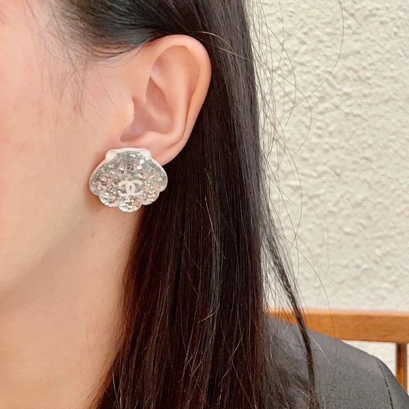 Chanel Earrings Comfortable 222999
