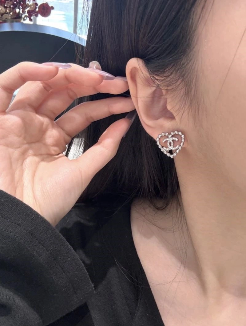 Chanel Earrings WrinkleFree 223013