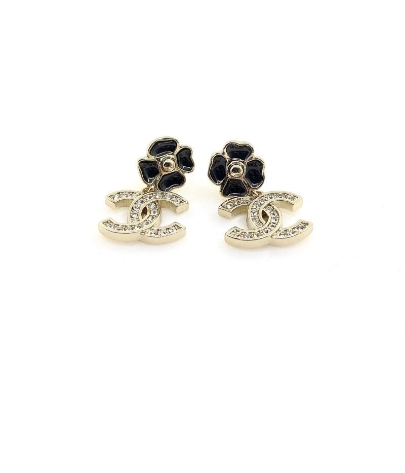 Lightweight Chanel Earrings 222980