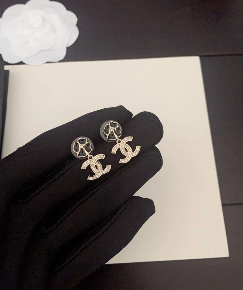 Lightweight Chanel Earrings 222980