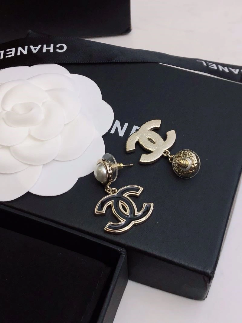 Sustainable Chanel Earrings 222979