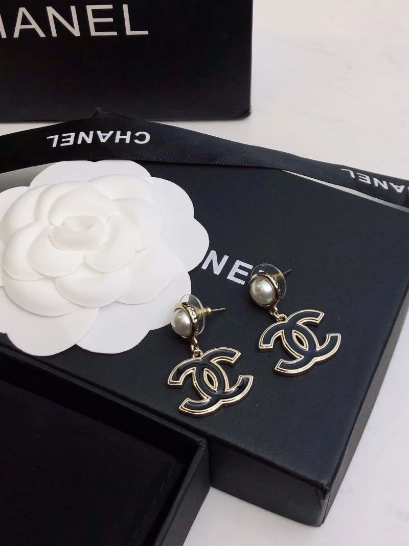 Sustainable Chanel Earrings 222979