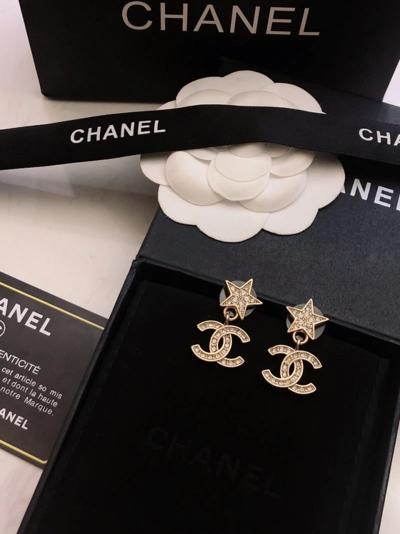 Chanel Earrings EyeCatching 222972
