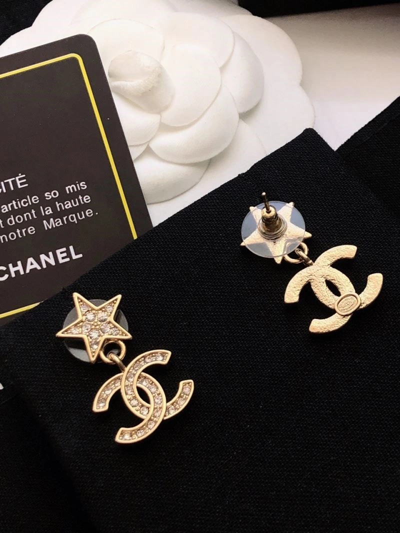 Chanel Earrings EyeCatching 222972