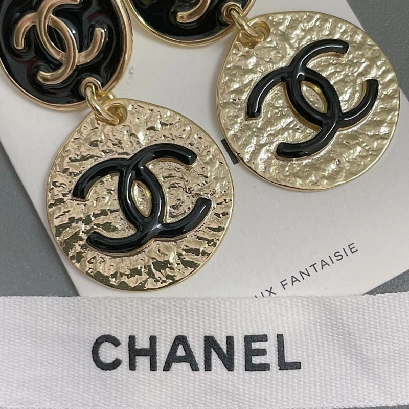 Elegant Chanel Earrings 223094