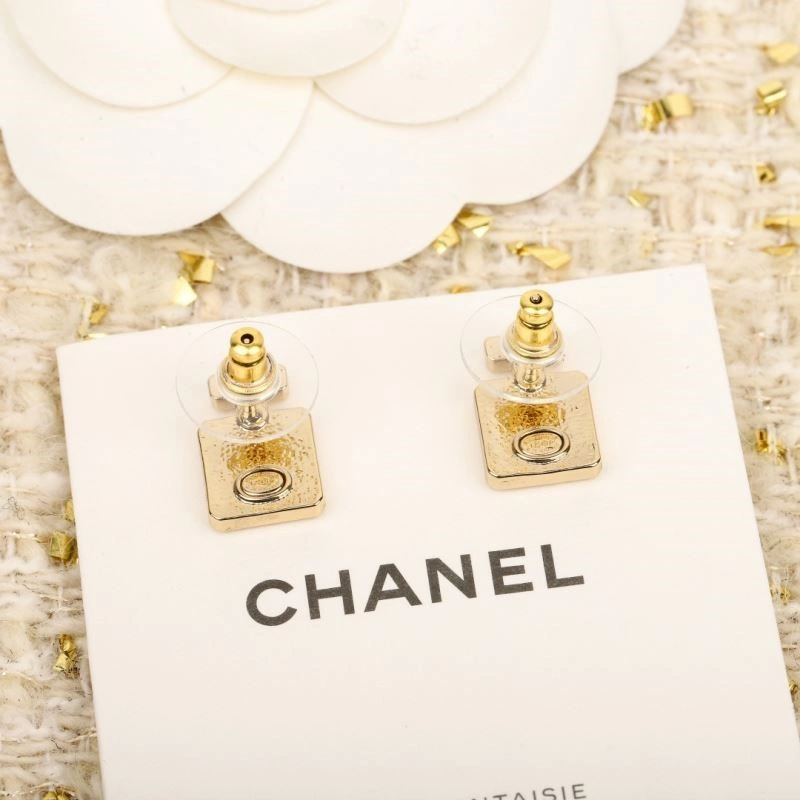 Chanel Earrings Sleek 222970