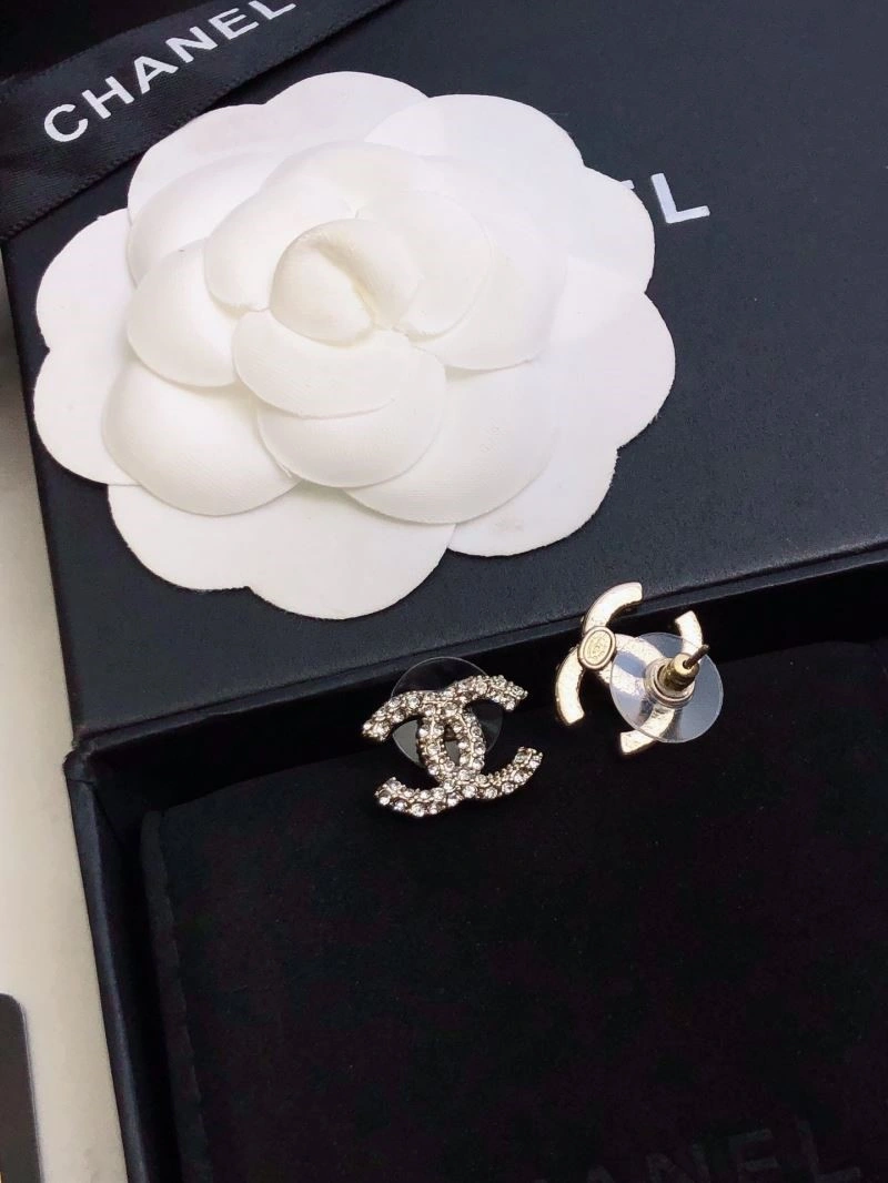Versatile Chanel Earrings 222971