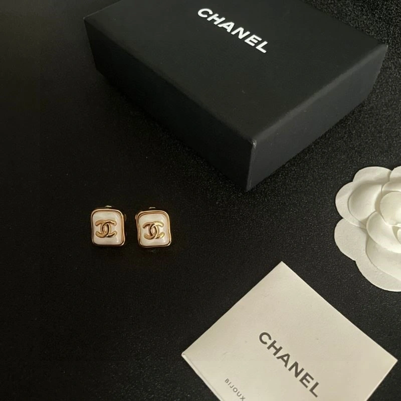 Chanel Earrings FashionForward 222939
