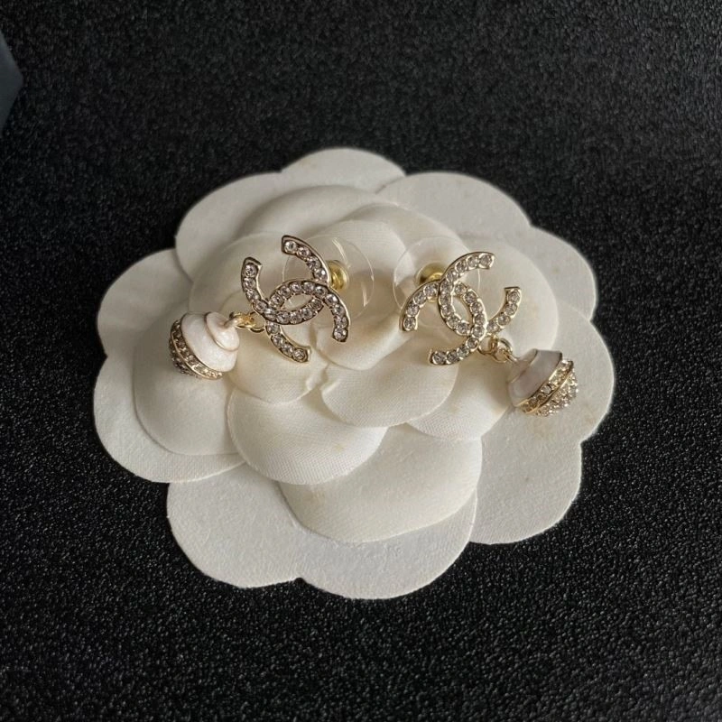 Chanel Earrings Practical 222966