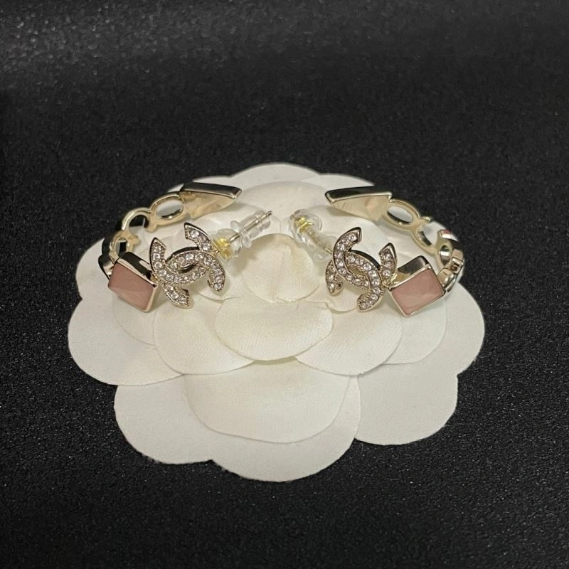 WaterResistant Chanel Earrings 222941