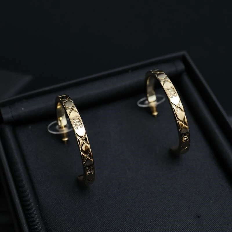 UrbanChic Chanel Earrings 222947