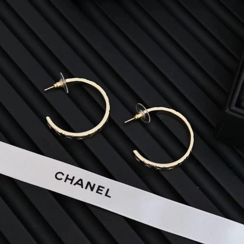 UrbanChic Chanel Earrings 222947