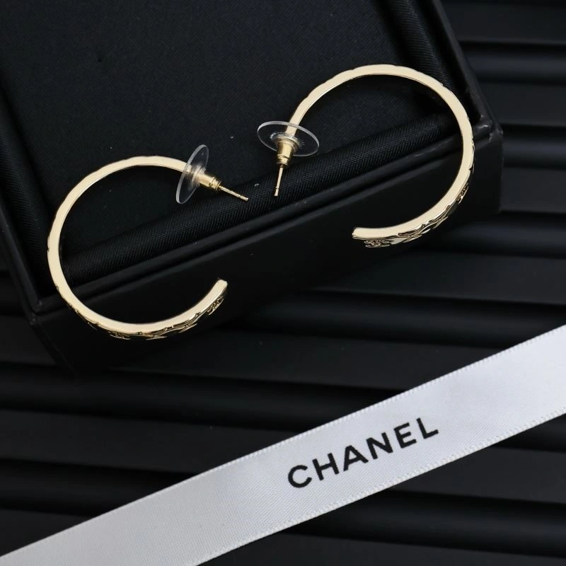 UrbanChic Chanel Earrings 222947