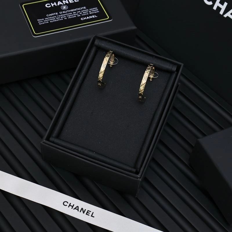 UrbanChic Chanel Earrings 222947