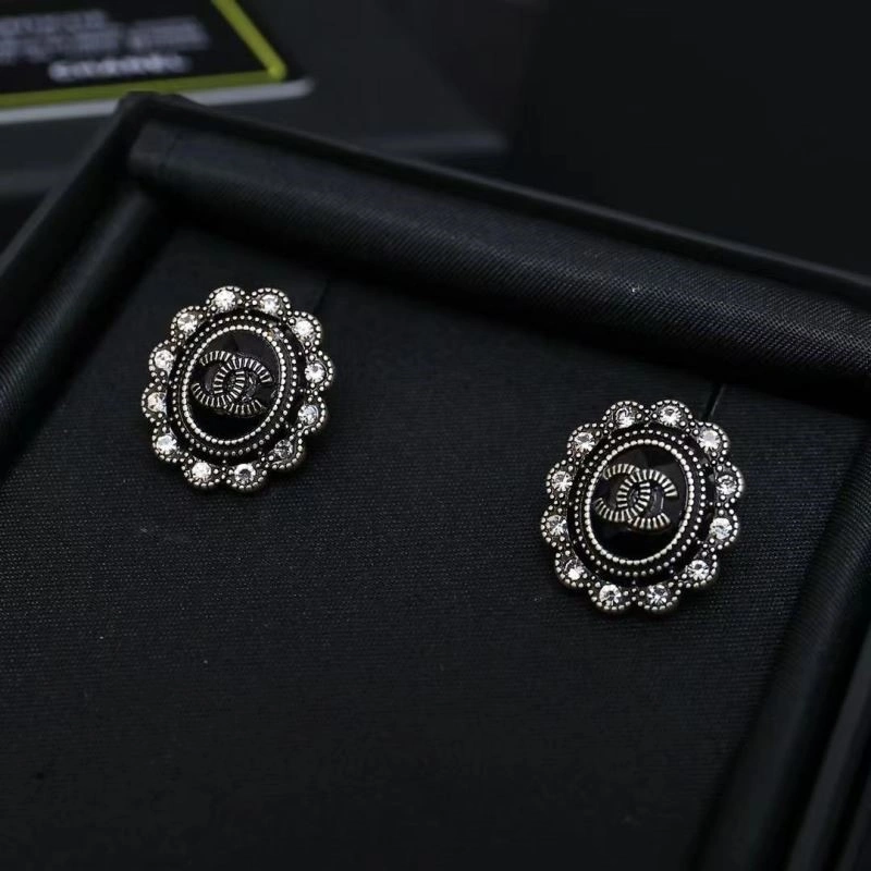 Chanel Earrings Breathable 222945