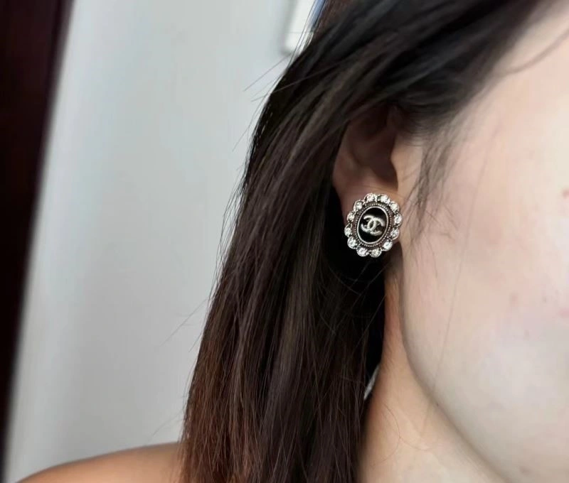 Chanel Earrings Breathable 222945