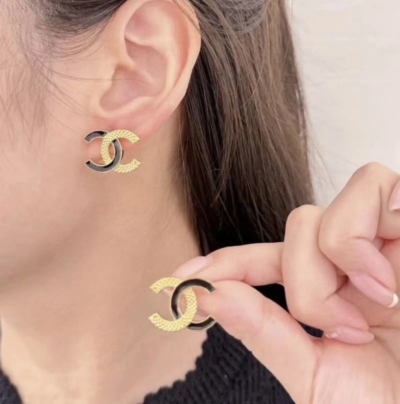 Affordable Chanel Earrings 222937